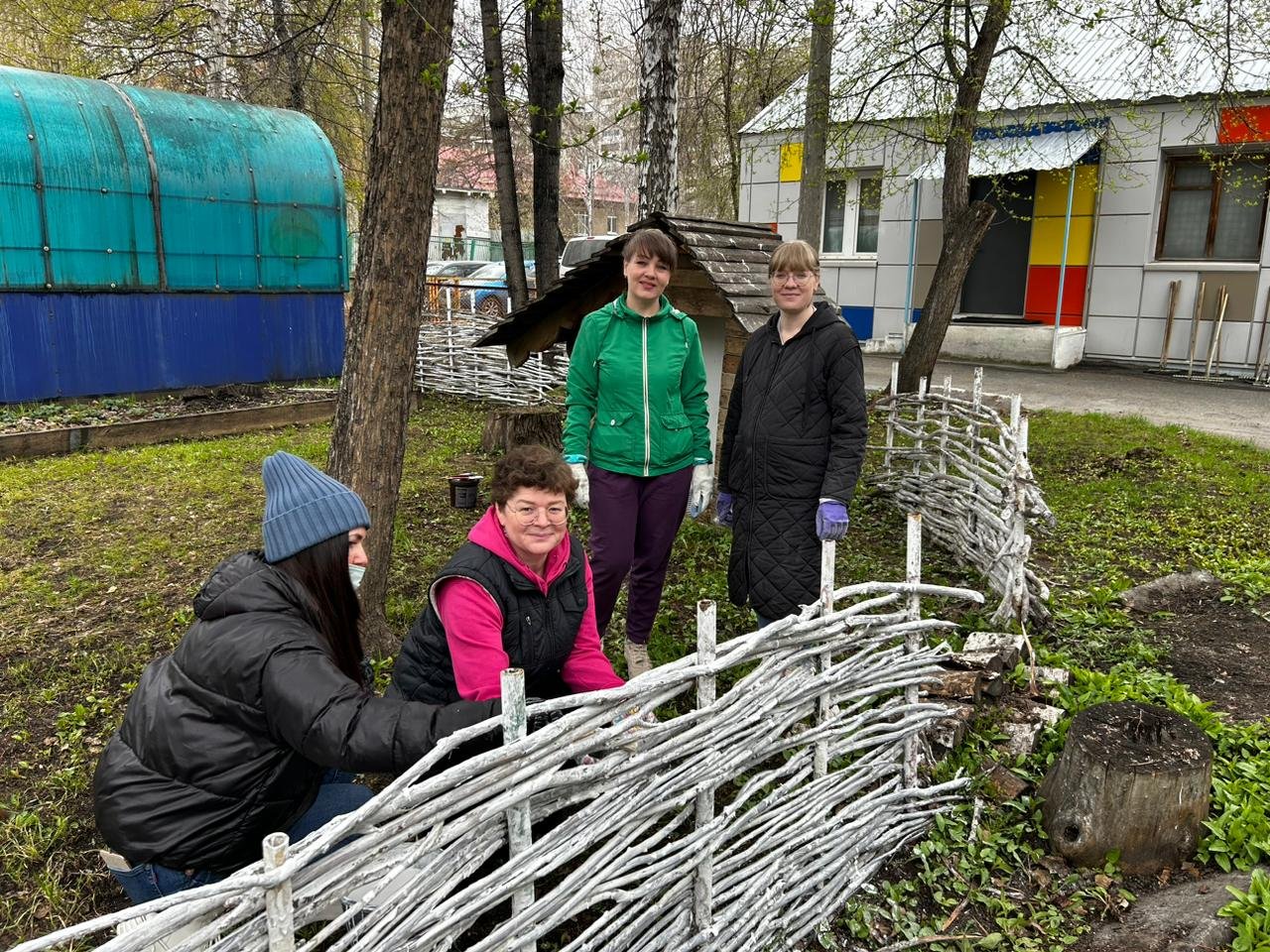 Традиционный субботник Министерства социальной политики Свердловской  области прошел в доме ребенка :: Новости :: Официальный сайт Министерства  социальной политики Свердловской области